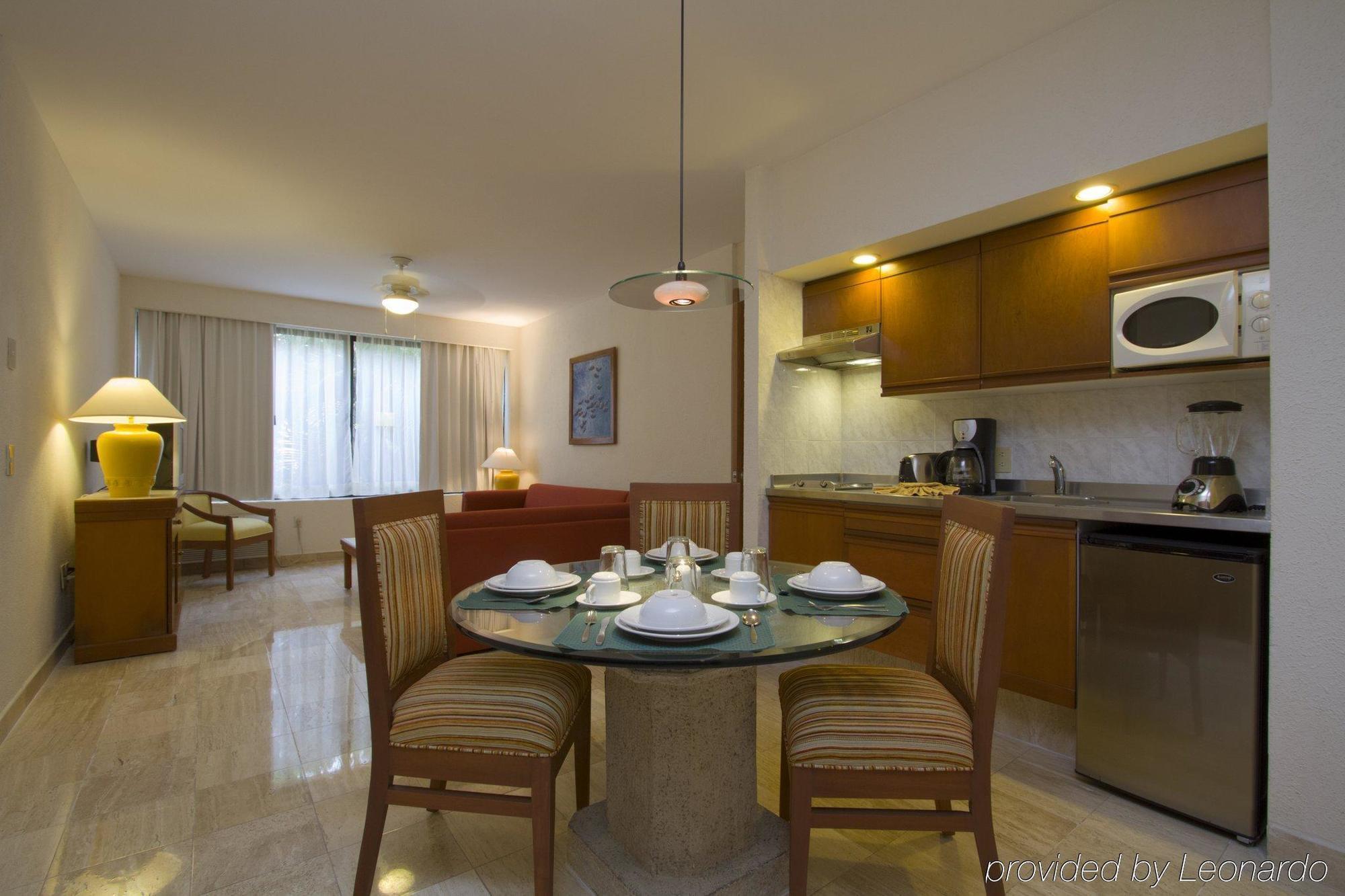 Ocean Breeze Resort 4*
