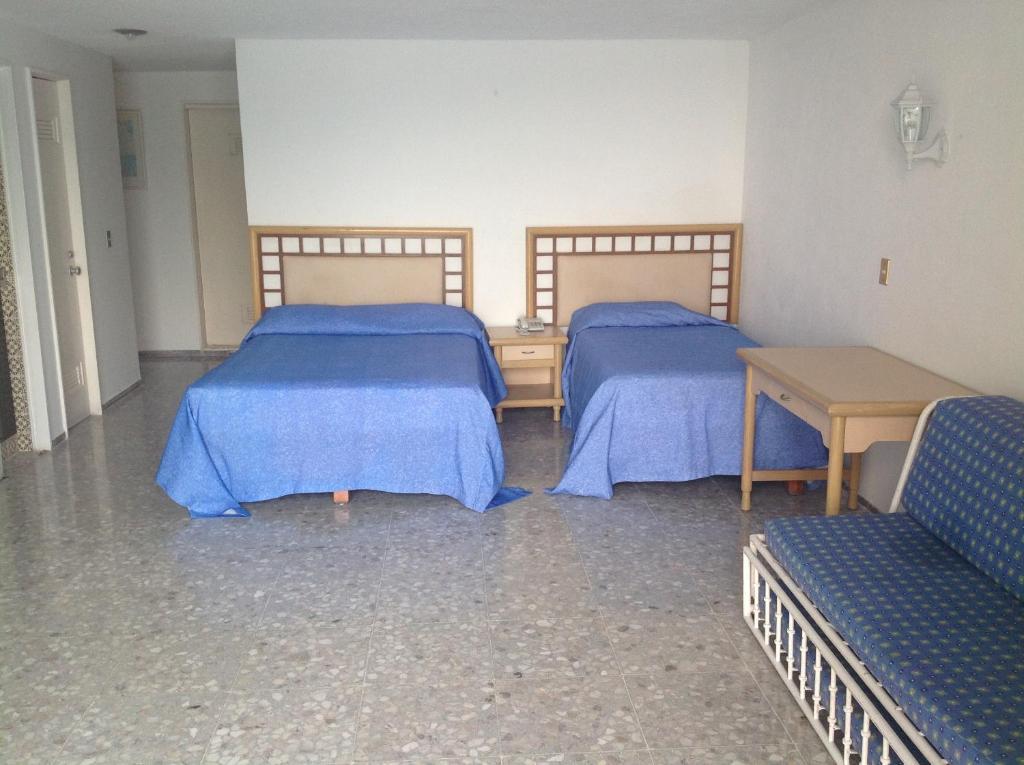 Torres Gemelas Apartahotel