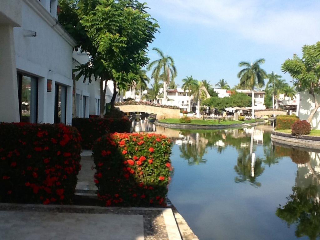 Mayan Vidanta Golf A 800 Mt De La Playa * Acapulco