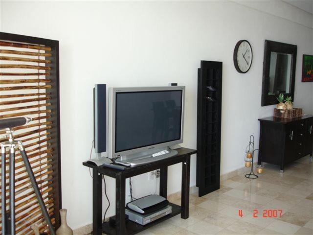 Tikal Hotel