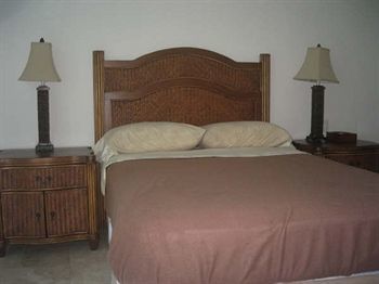 Tikal Hotel
