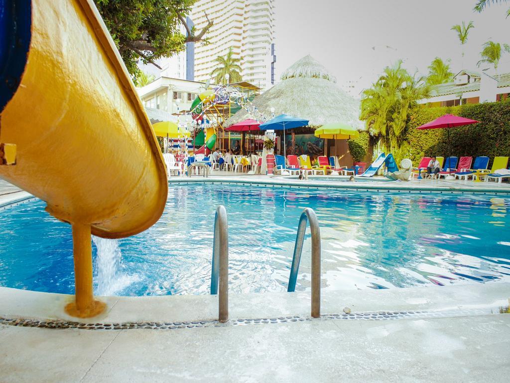 Sands & Hotel Acapulco