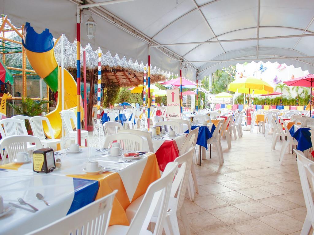 Hotel Sands &