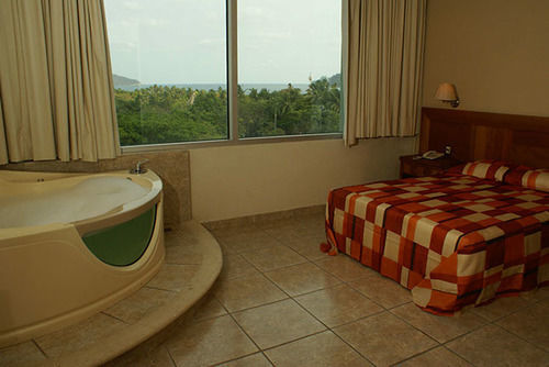 Tortuga Express Hotel Acapulco