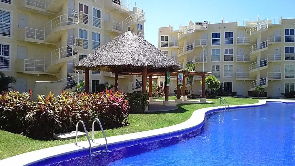 Marina Diamante Iris Acapulco