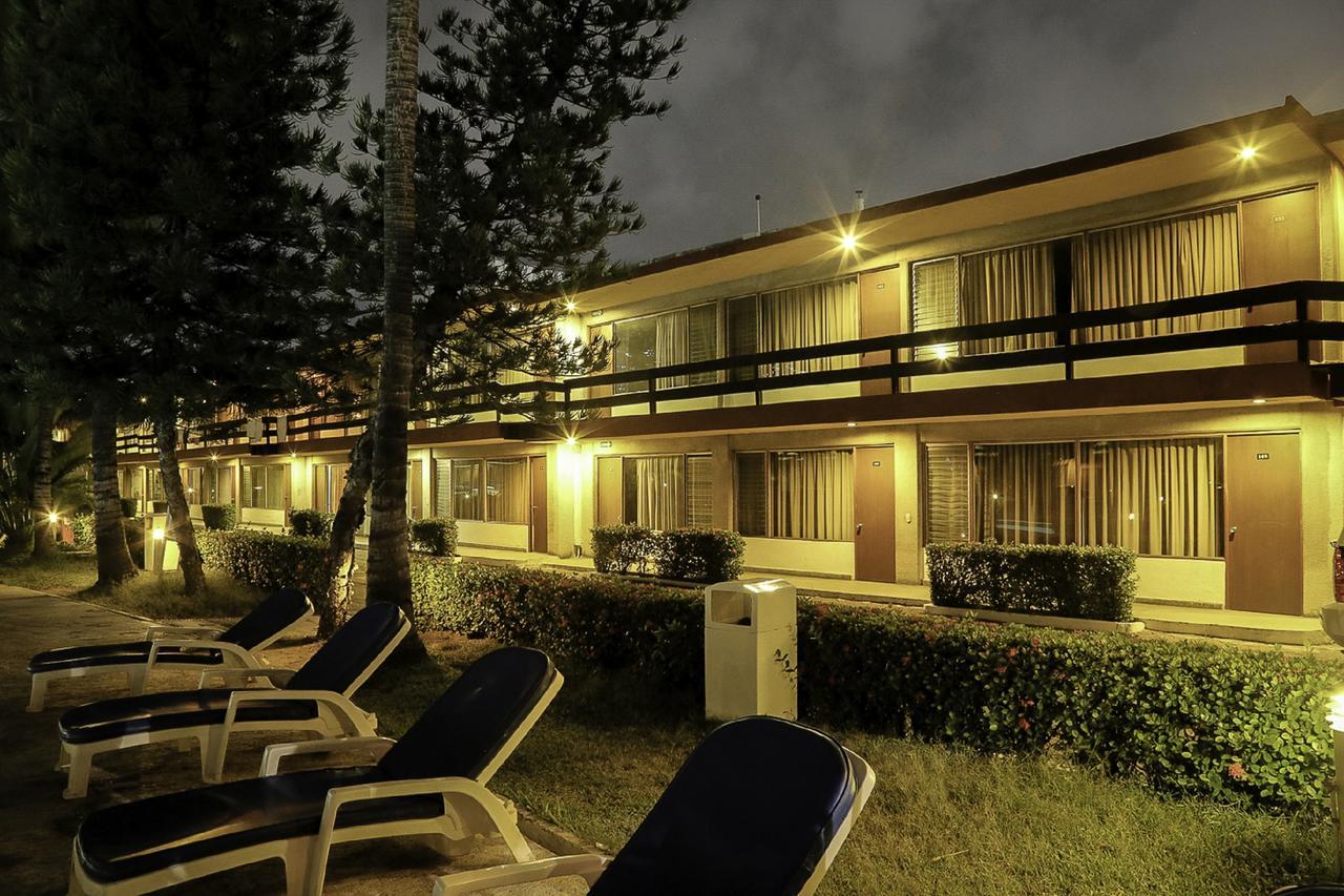 Bali-hai Hotel Acapulco