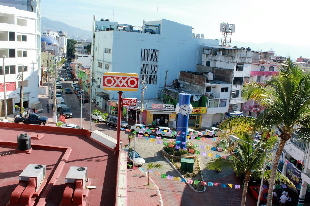 Isabella Acapulco