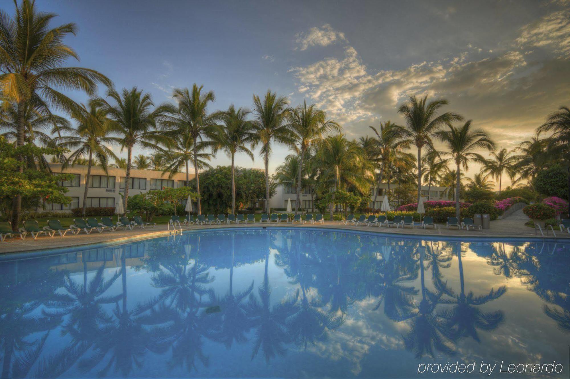 Ocean Breeze Resort 4*