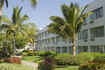 Ocean Breeze Resort 4*