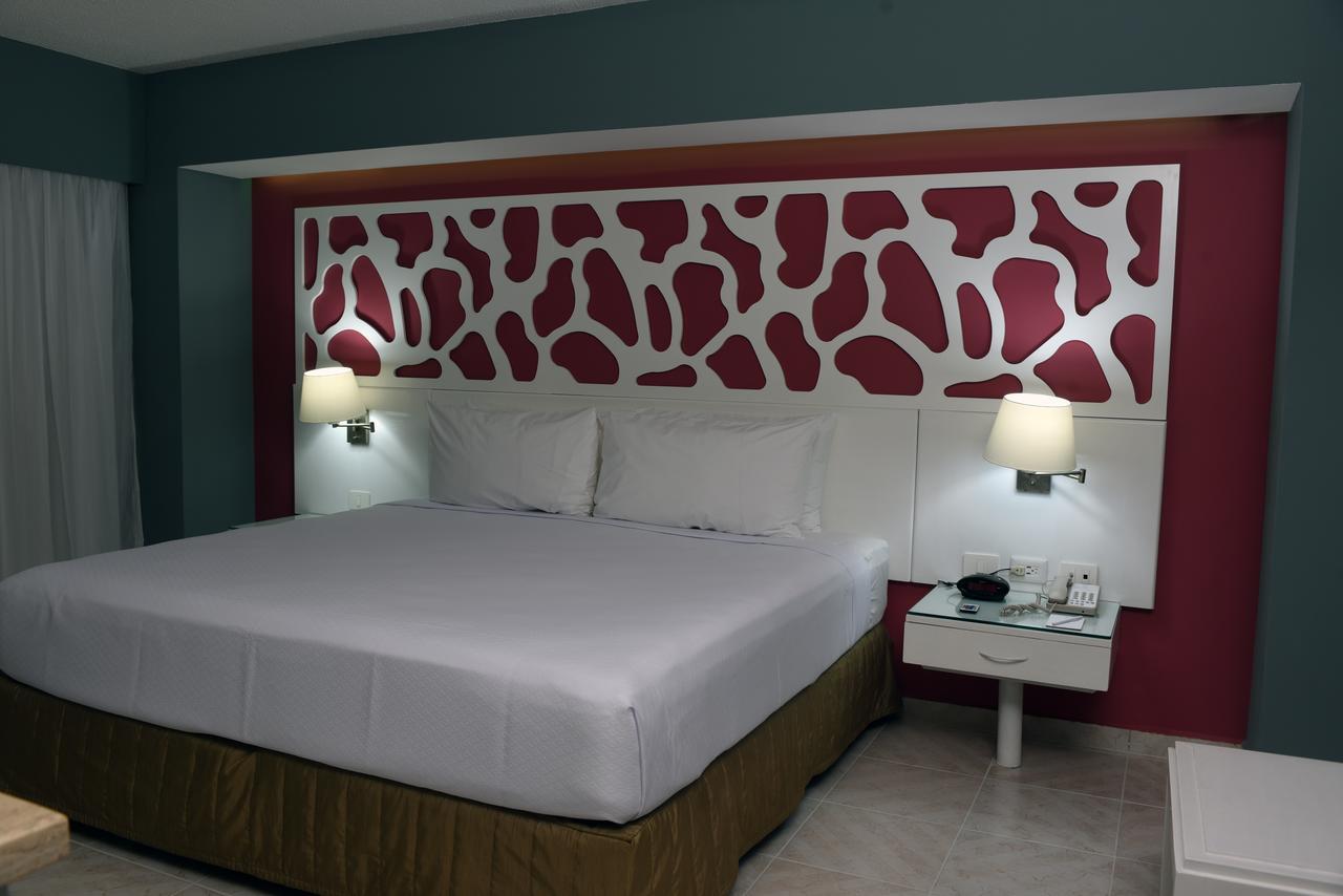 Golden Inclusive By Gran Plaza 4* Acapulco