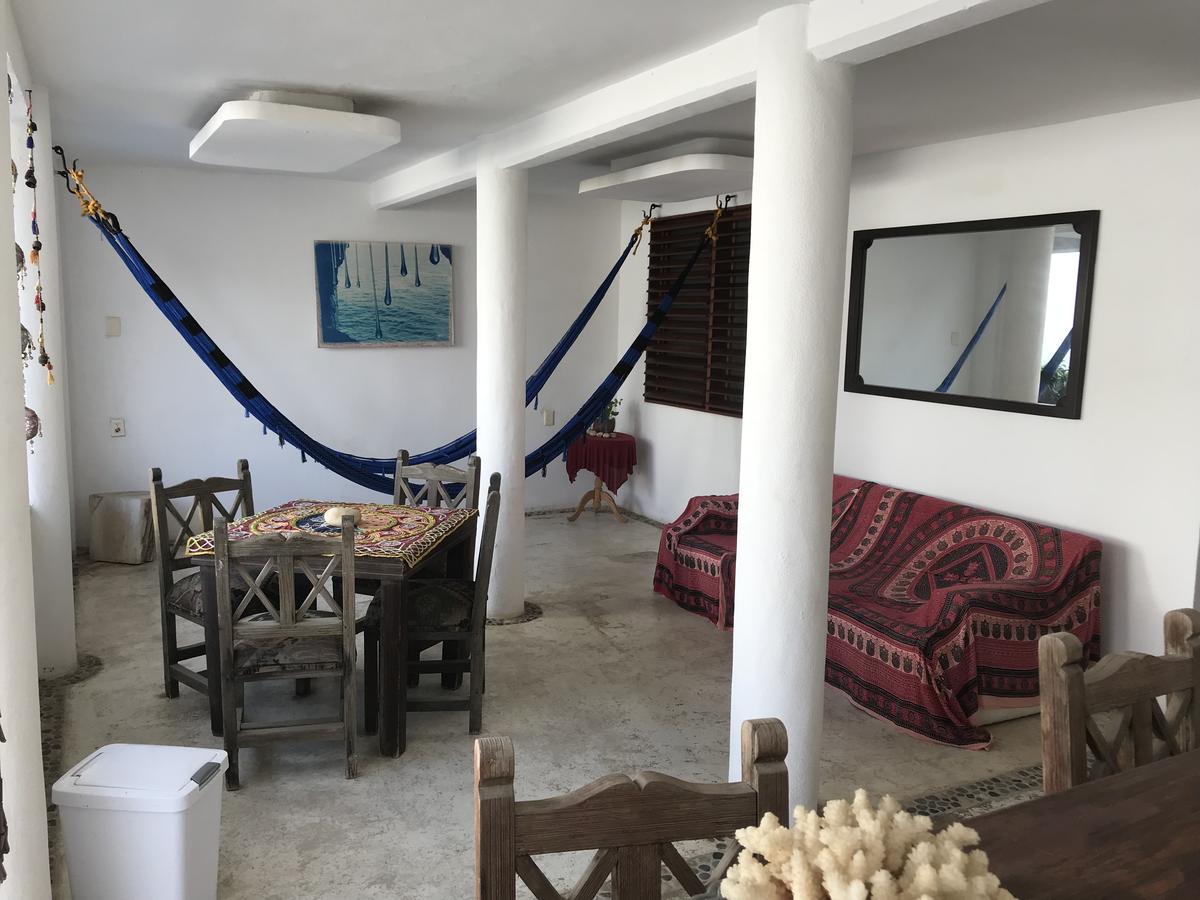 Casa De Olas Surf & Club