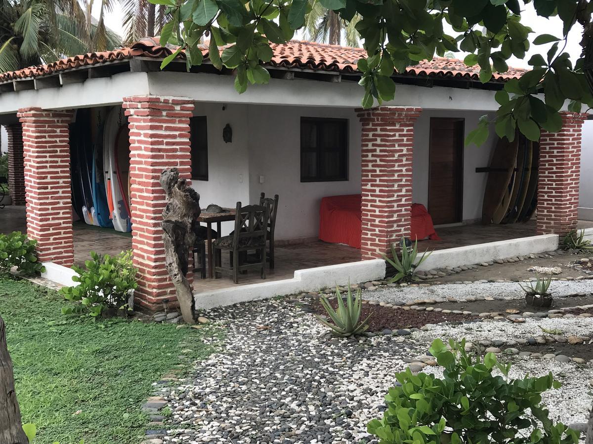 Casa De Olas Surf & Club Hotel