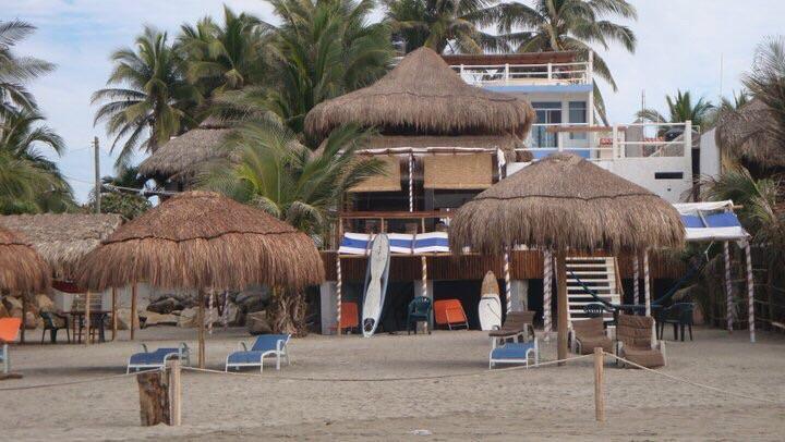Hotel Casa De Olas Surf & Club