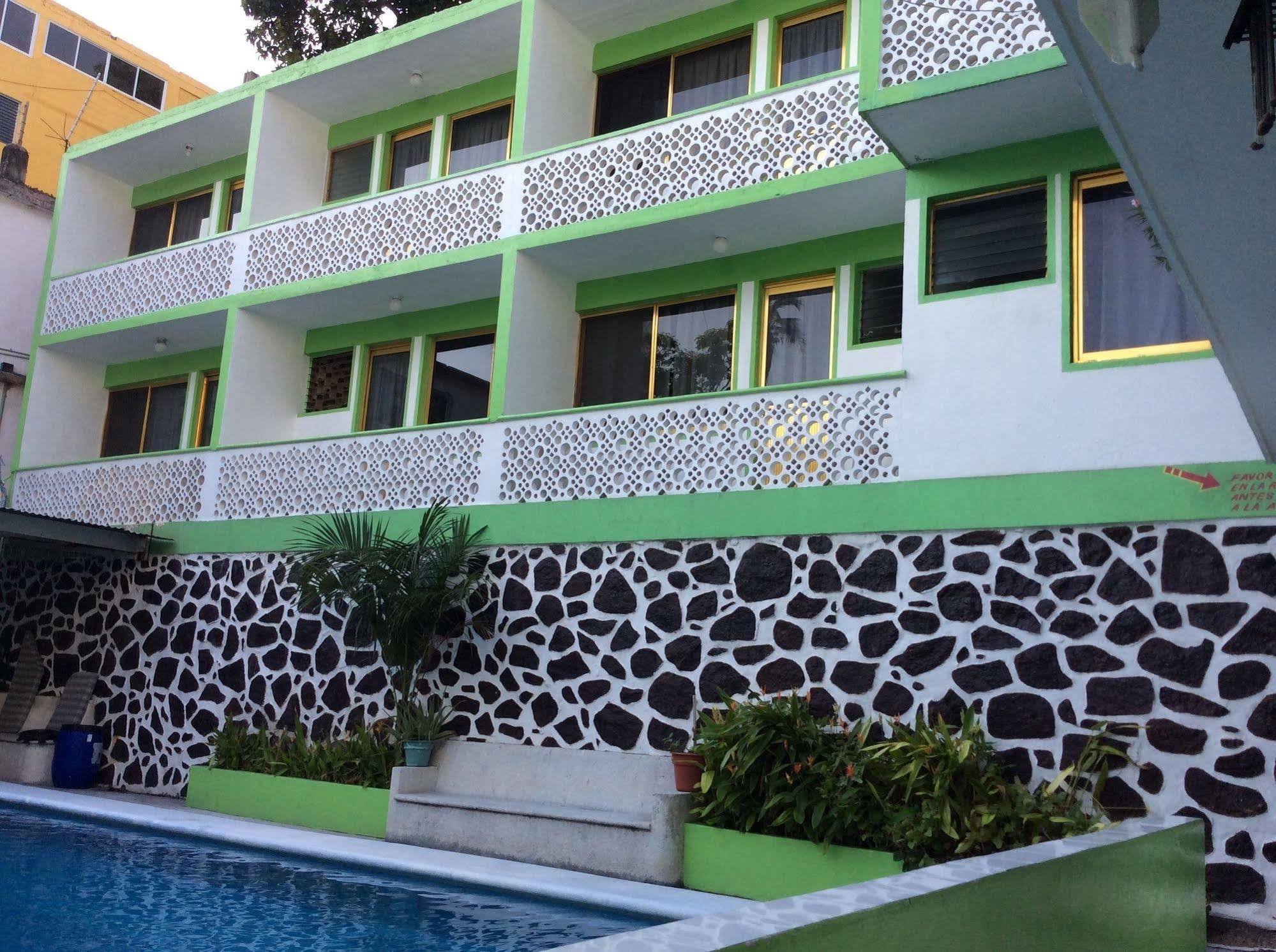 Montemar Guest house 2*