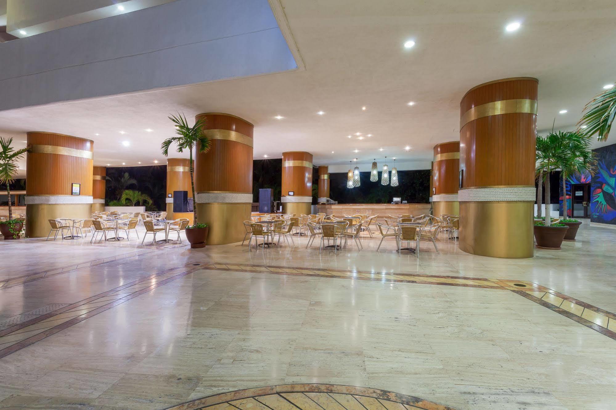 Hotel Golden Inclusive By Gran Plaza Acapulco