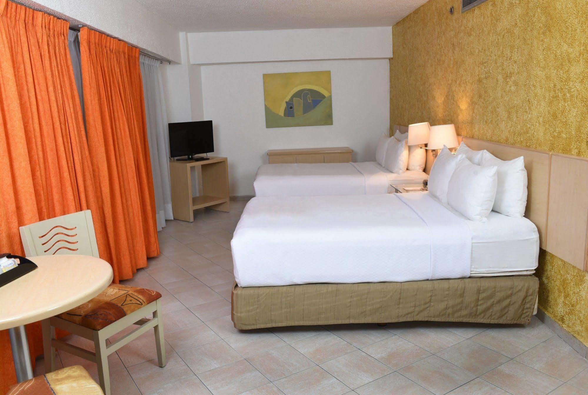 Golden Inclusive By Gran Plaza Hotel 4*