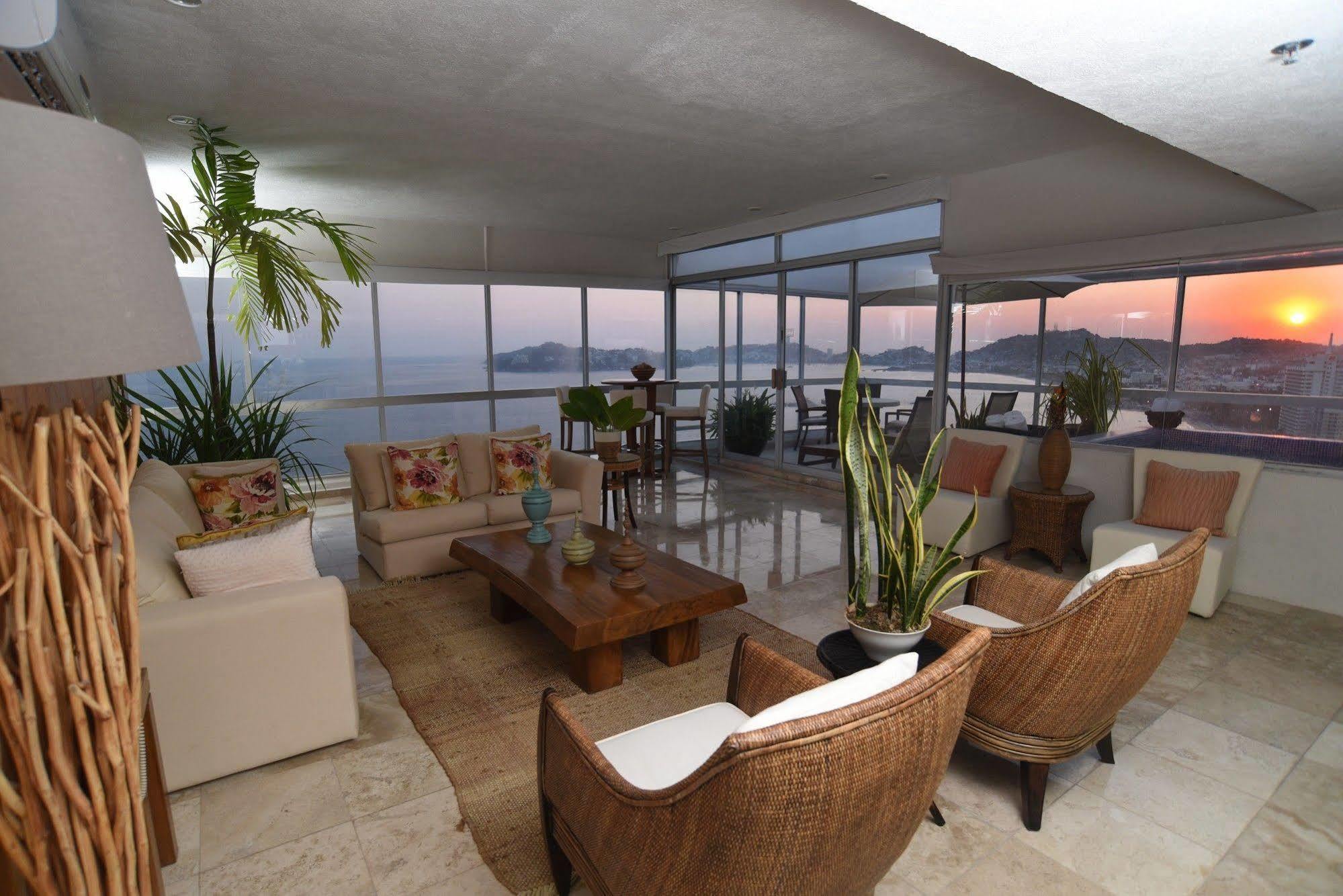 Golden Inclusive By Gran Plaza Hotel Acapulco