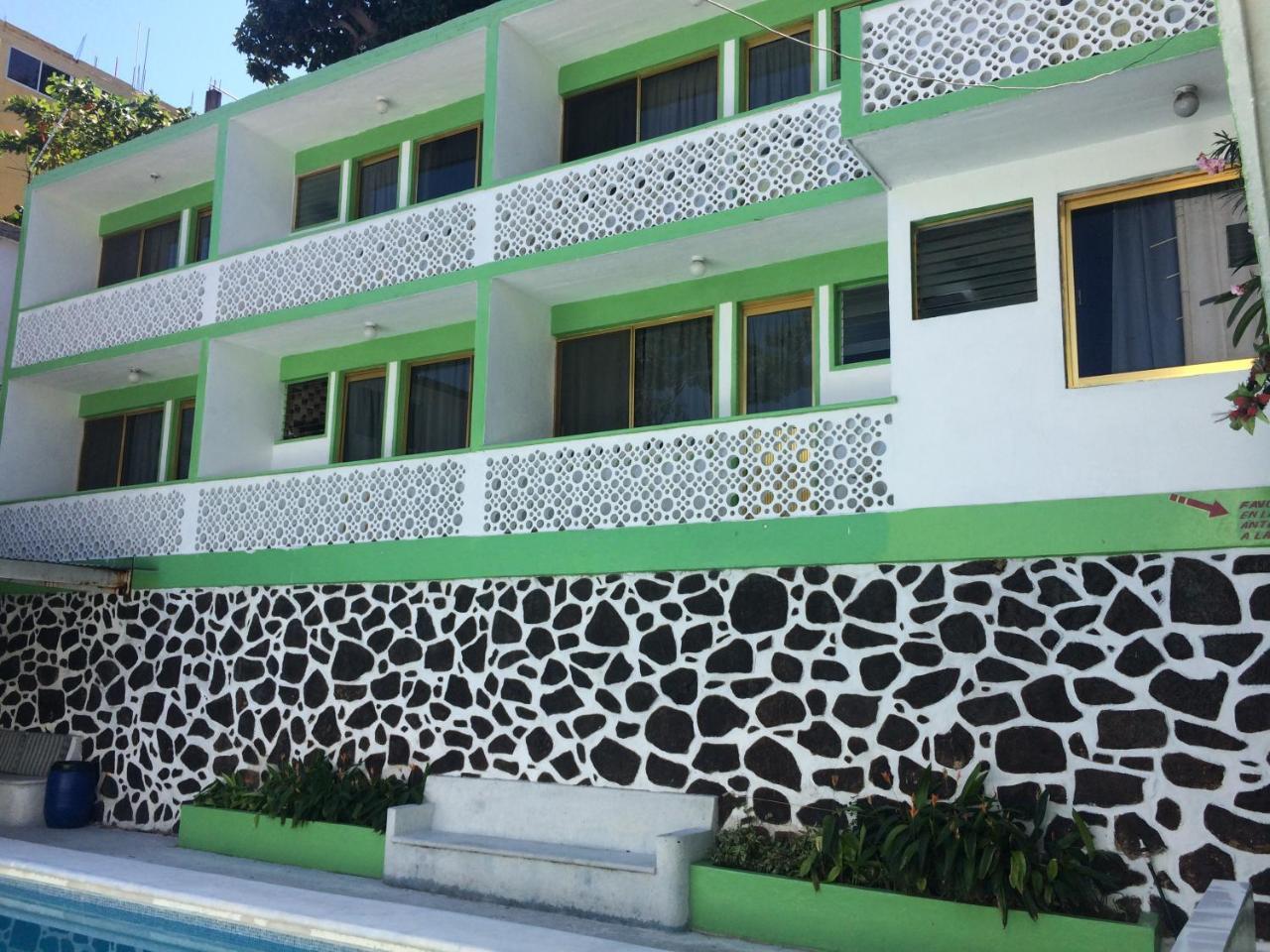 Guest house Montemar 2*
