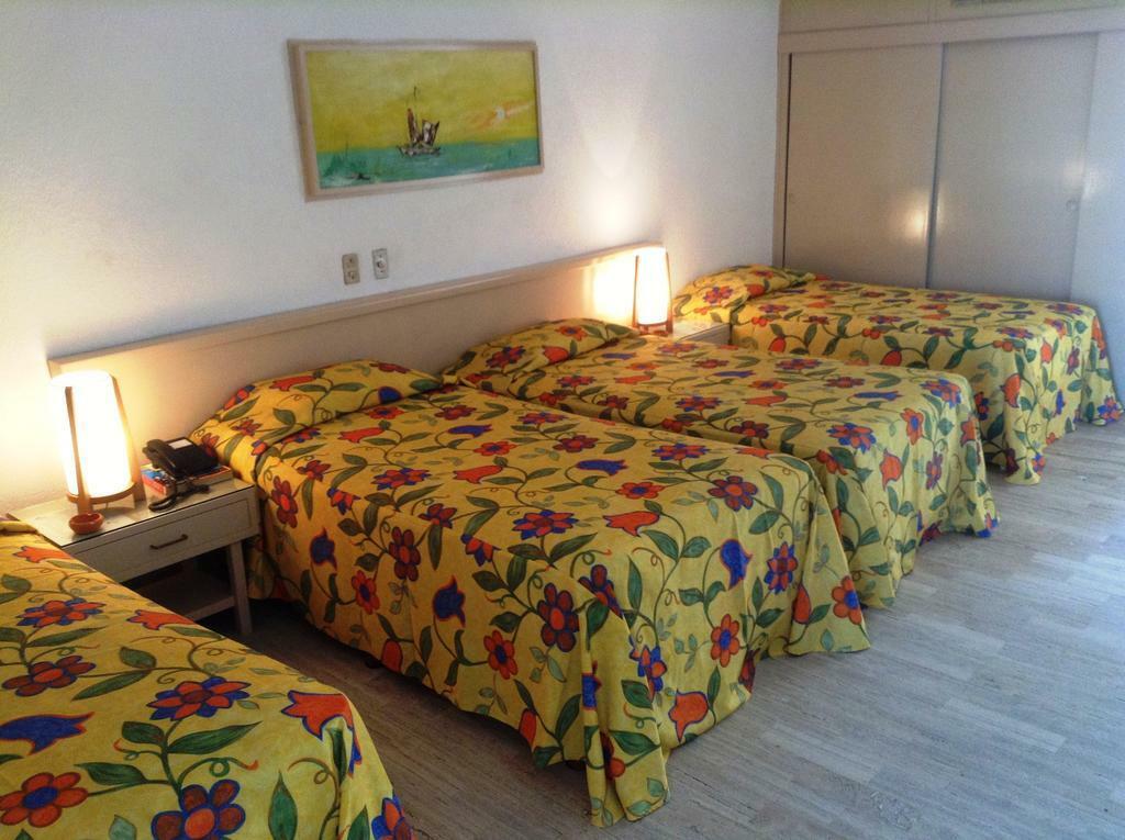 Hotel Sands & 3*