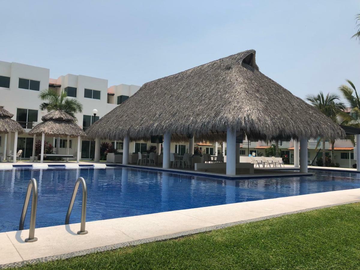 Hermosa * Acapulco