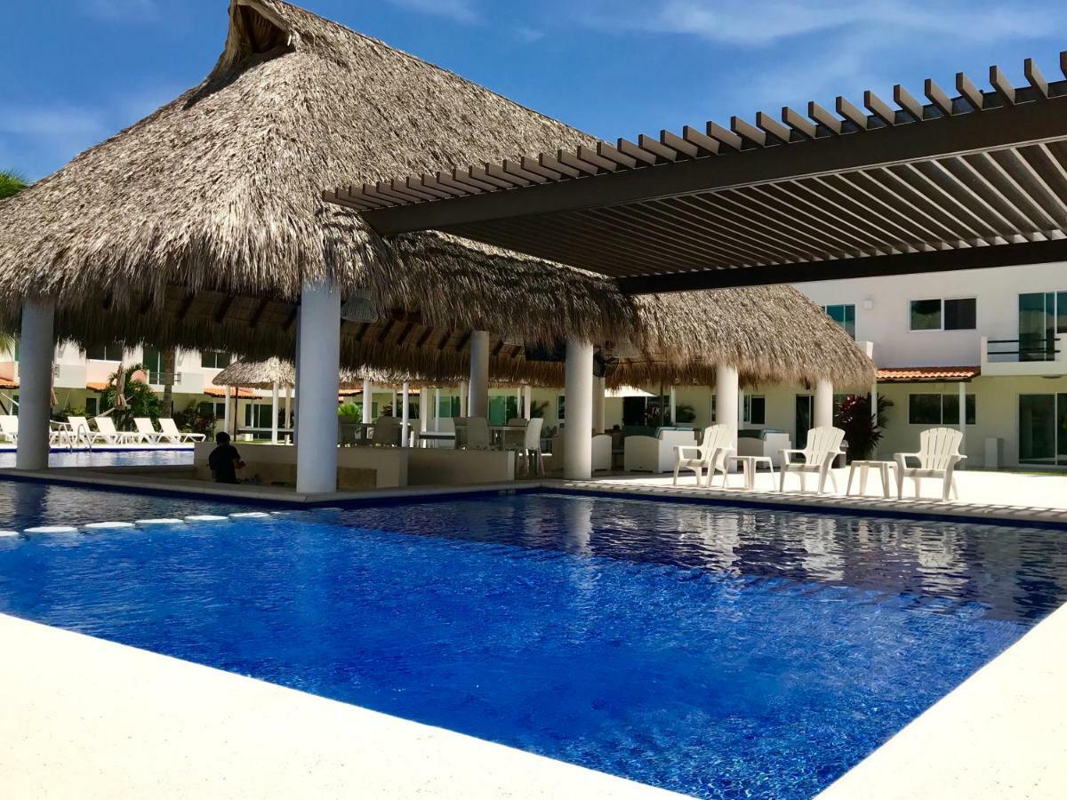 Velato Acapulco