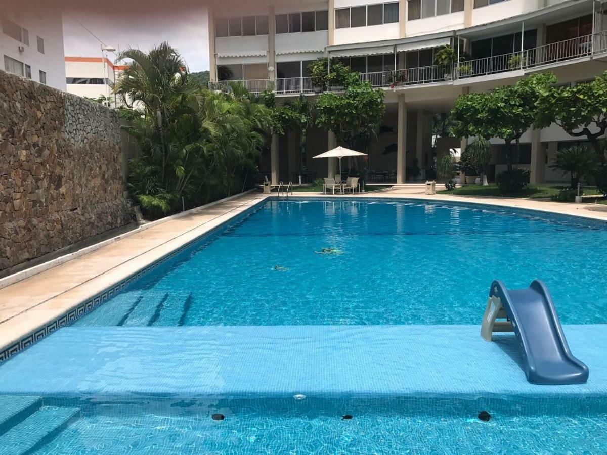 Condominio Laureles, Apartamento *