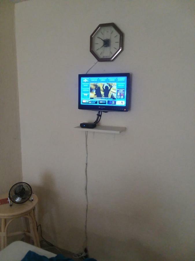 Сasa de vacaciones La Duquesa, Bonita Alberca, Casi En La Puerta, Wifi, Agradable, Tranquilidad *