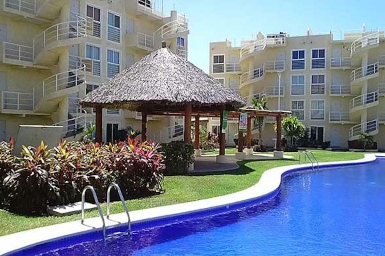 Depa Marina Diamante · Depto Pb Internet Alberca Palapa Marina Diamante Apartamento *