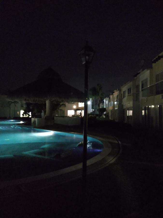 Hermosa Casa En Punta Diamante Villa *