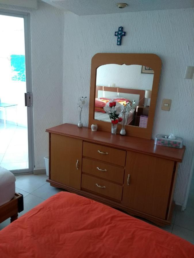 La Palapa Costa Azul *