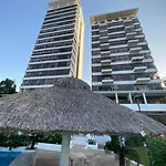 Club De Yates Acapulco