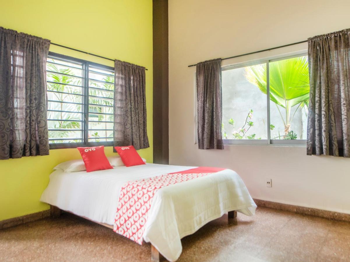 Hotel Oyo Hotel Colimense 2*