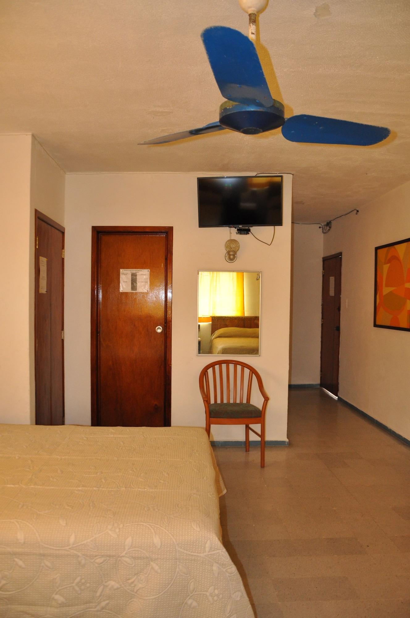 Oviedo Hotel 3*
