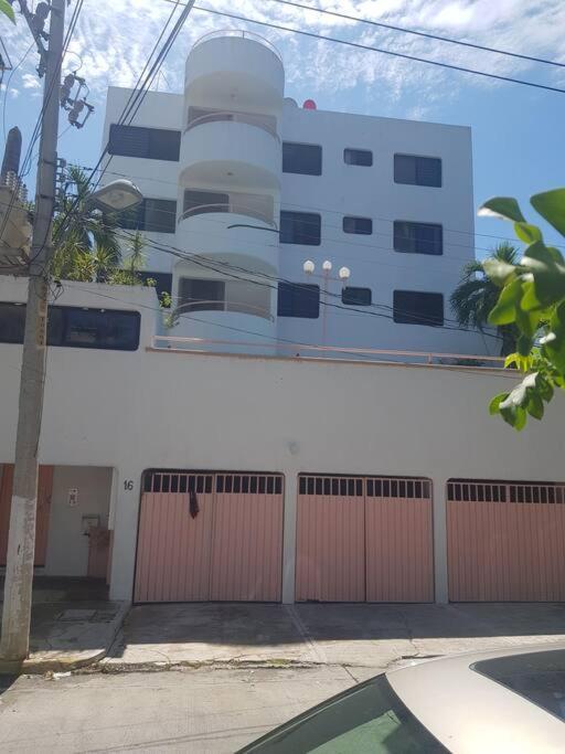 Departamento En Zona Dorada De Apartamento