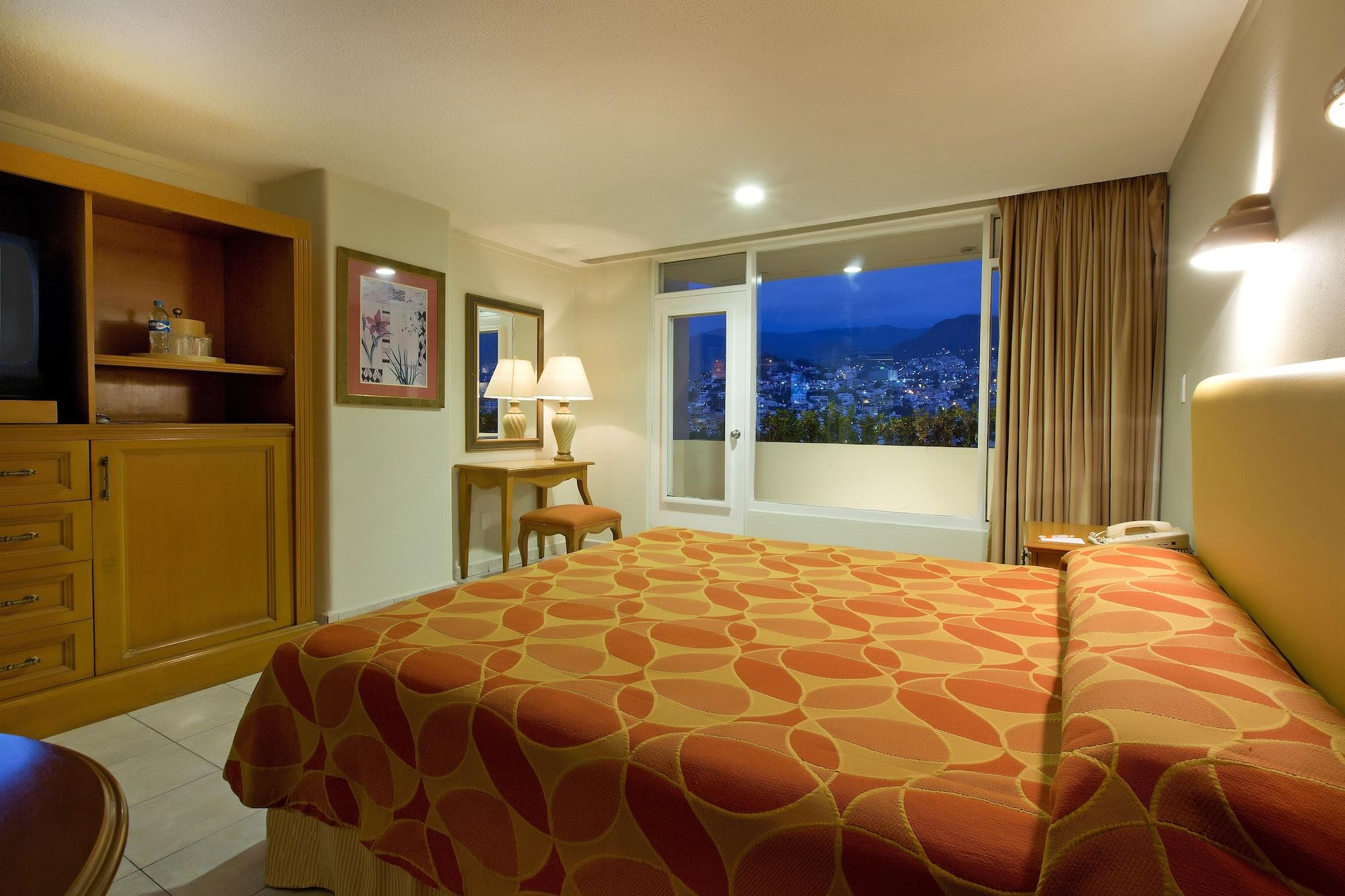 Hotel Krystal 3*