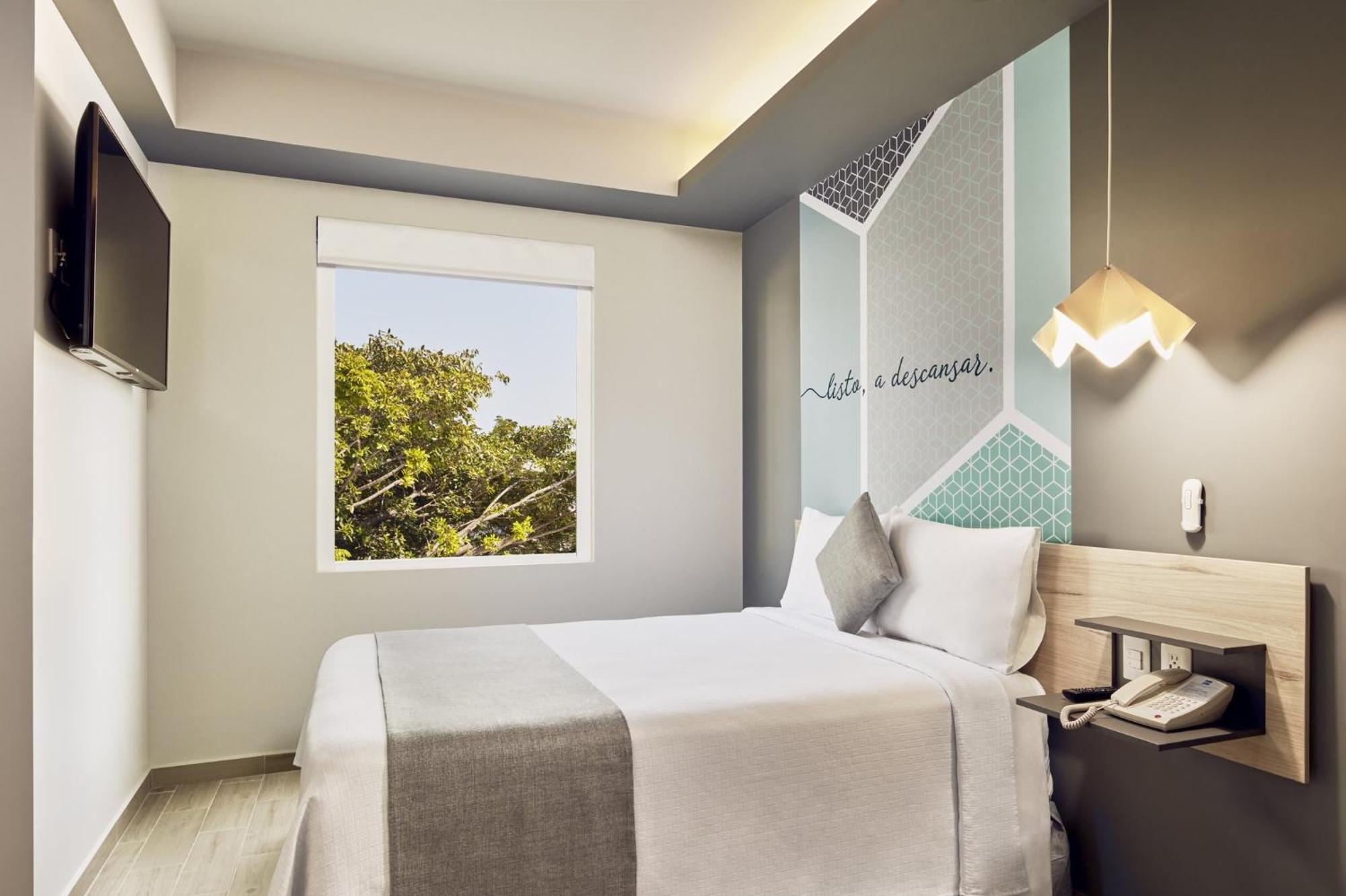 Hotel One Diamante 3*