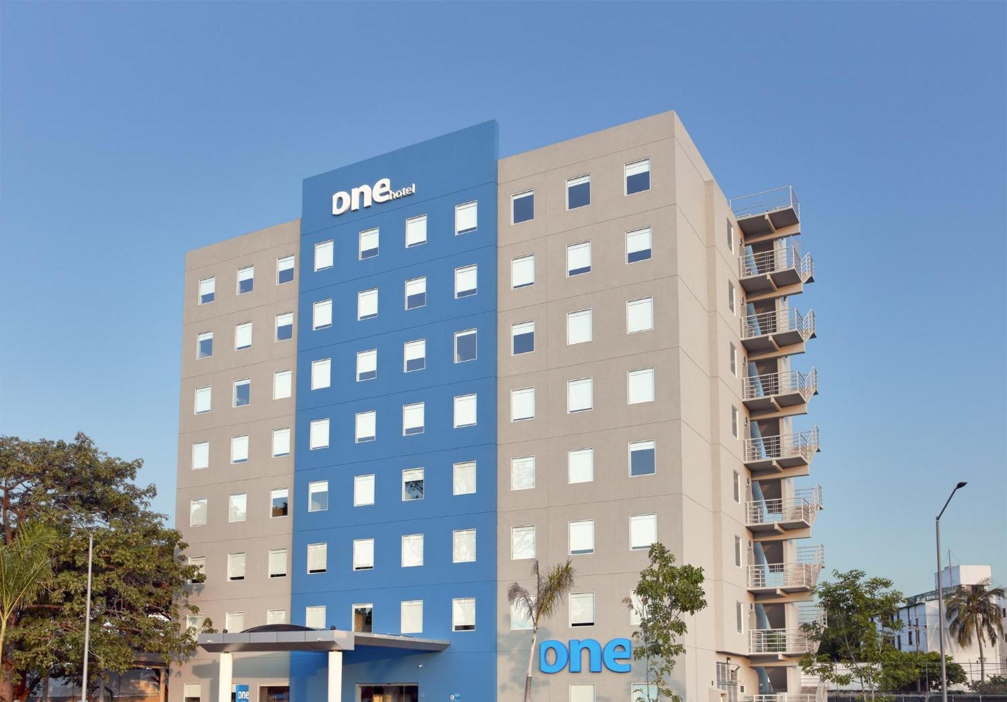 Hotel One Diamante