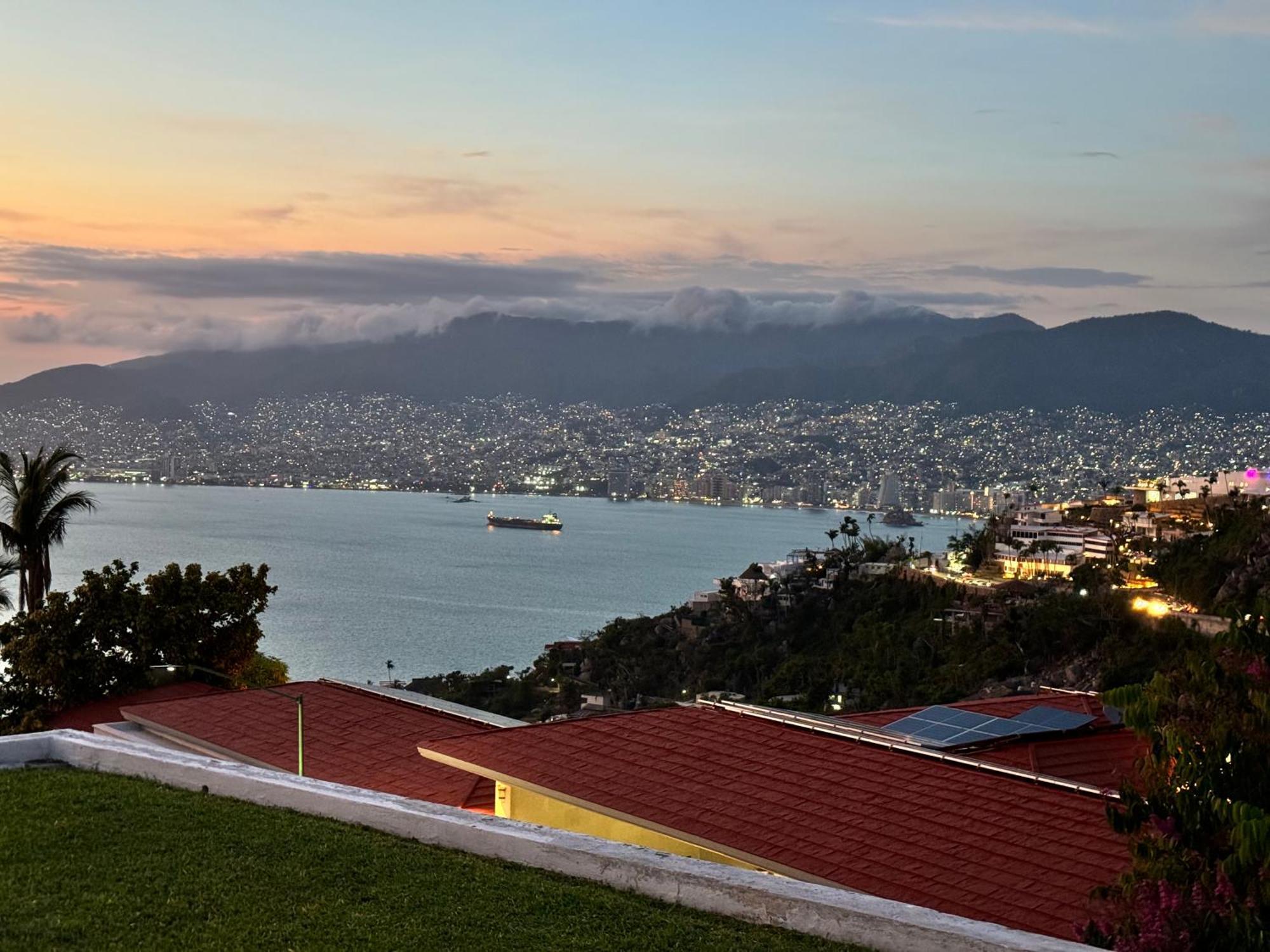 Casa Brisas Con La Mejor Vista De Villa Acapulco