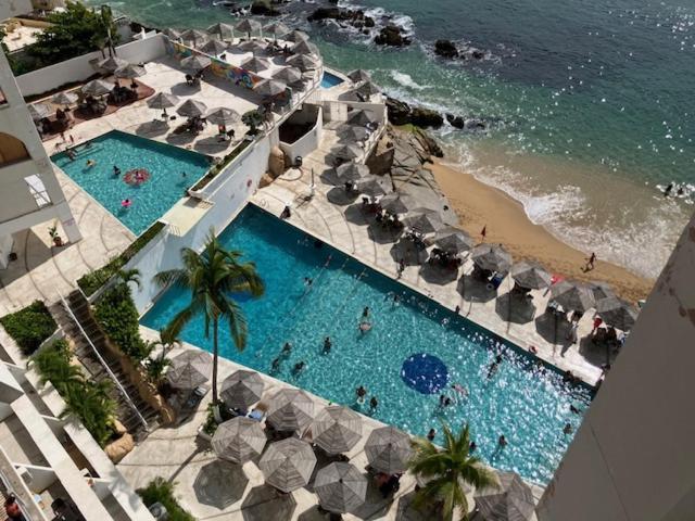 Ocean And Front Views Apartahotel