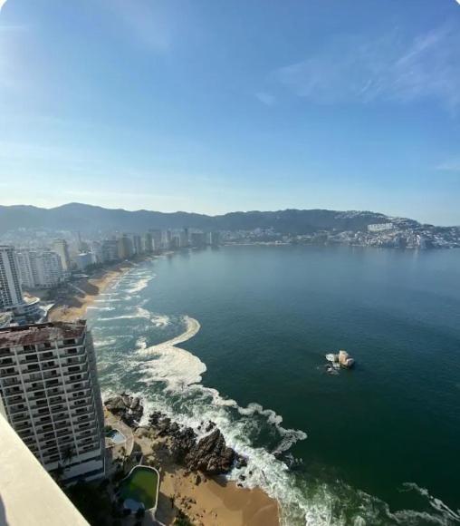 Apartahotel Penthouse Torres Gemelas