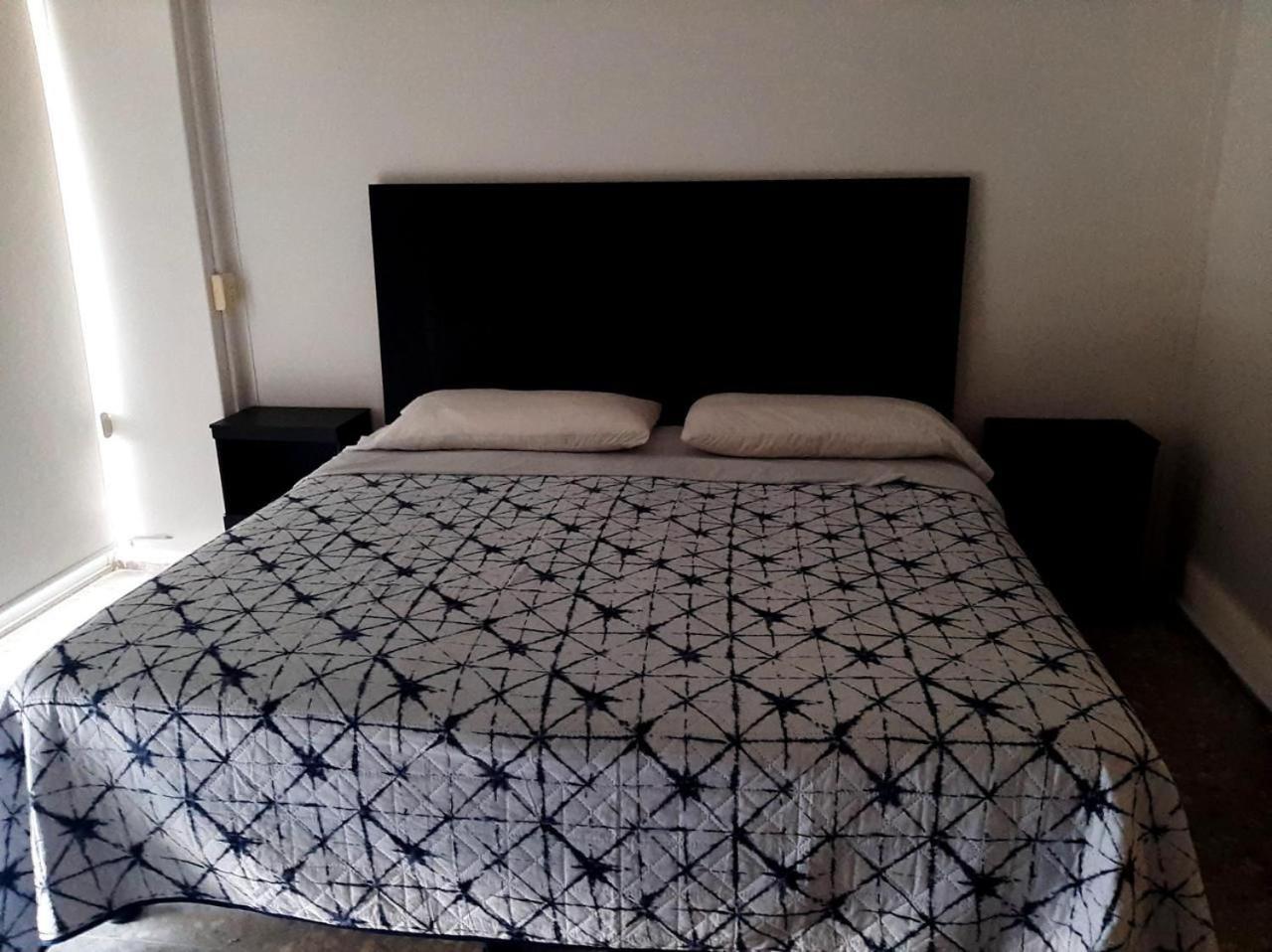 Penthouse Torres Gemelas Apartahotel