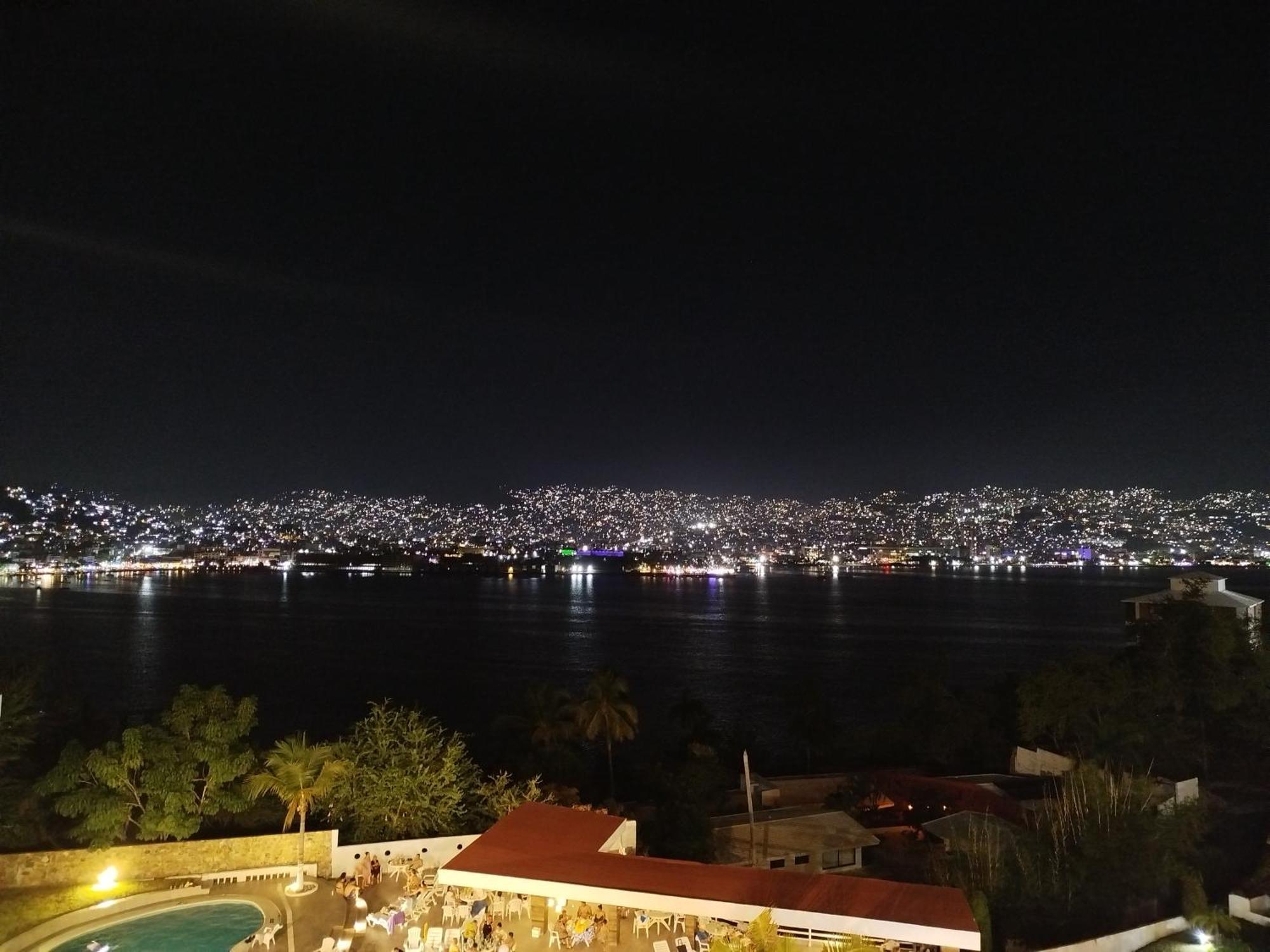 Aristos Acapulco