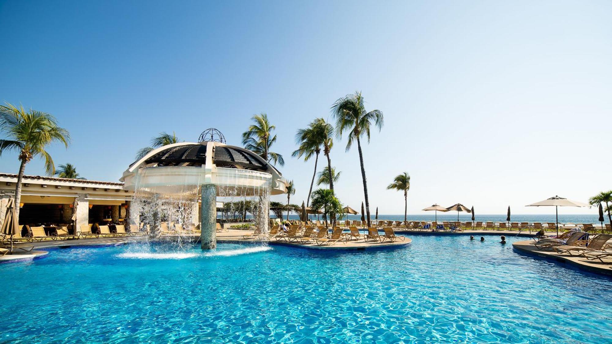 Pierre Mundo Imperial Riviera Diamante Hotel