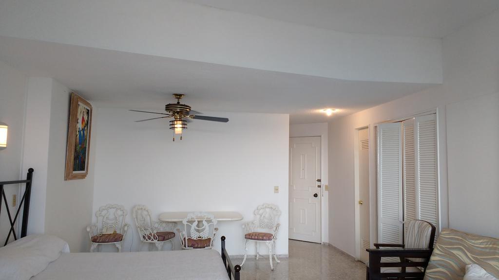 Apartahotel Las Torres Gemelas - Torres Gemelas Apartamento 810 Acapulco