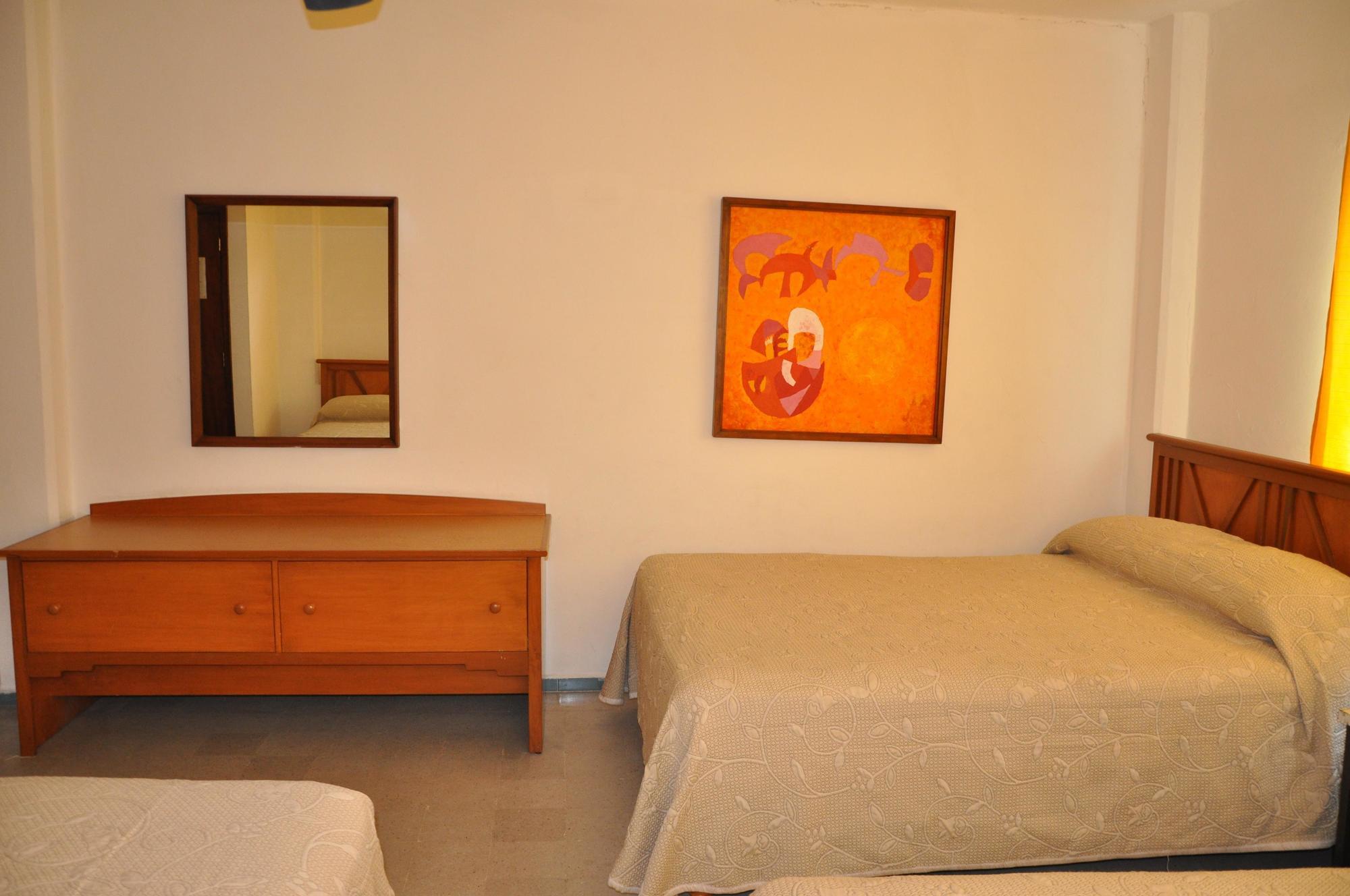 Hotel Oviedo 3*