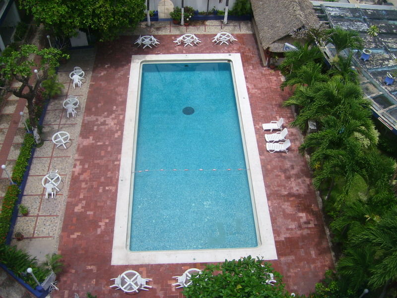 Auto Ritz Hotel 3*