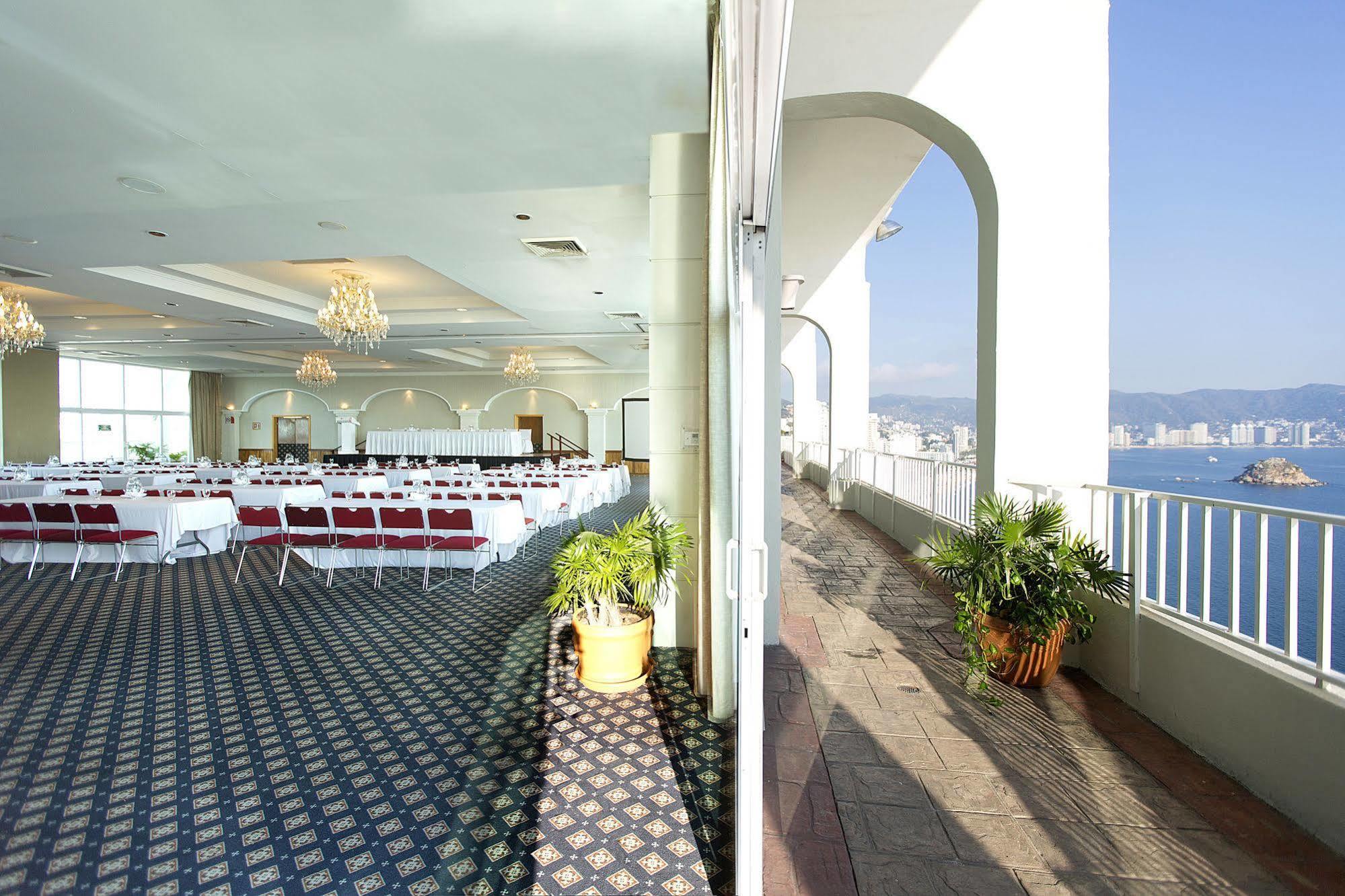 Krystal Hotel Acapulco