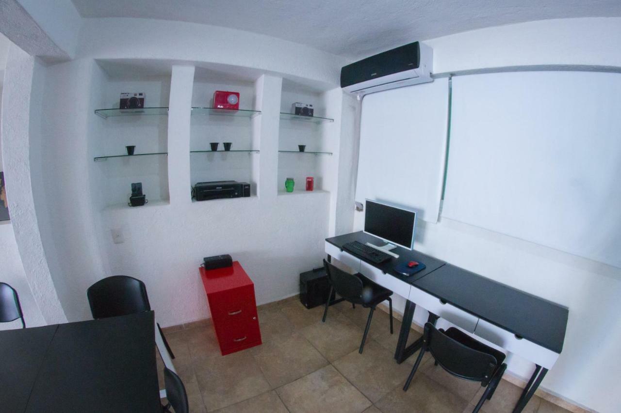 Pensión Espacio Andromeda Acapulco
