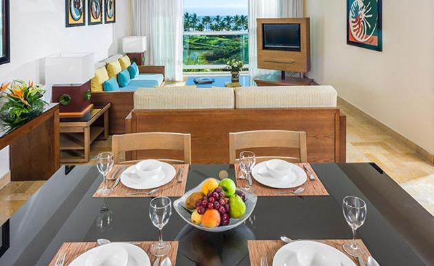 Ac, At The Grand Mayan - Vidanta In Acapulco