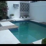 Casa De Huespedes En Zona Vip Atras Del Babyo En Costa Azul Aire Acond ,Tv 55 , Wifi, Cerca De Playa